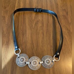 Chico's M/L Silver Tone Concho w Rhinestones Black Leather Belt Adjustable Y2K